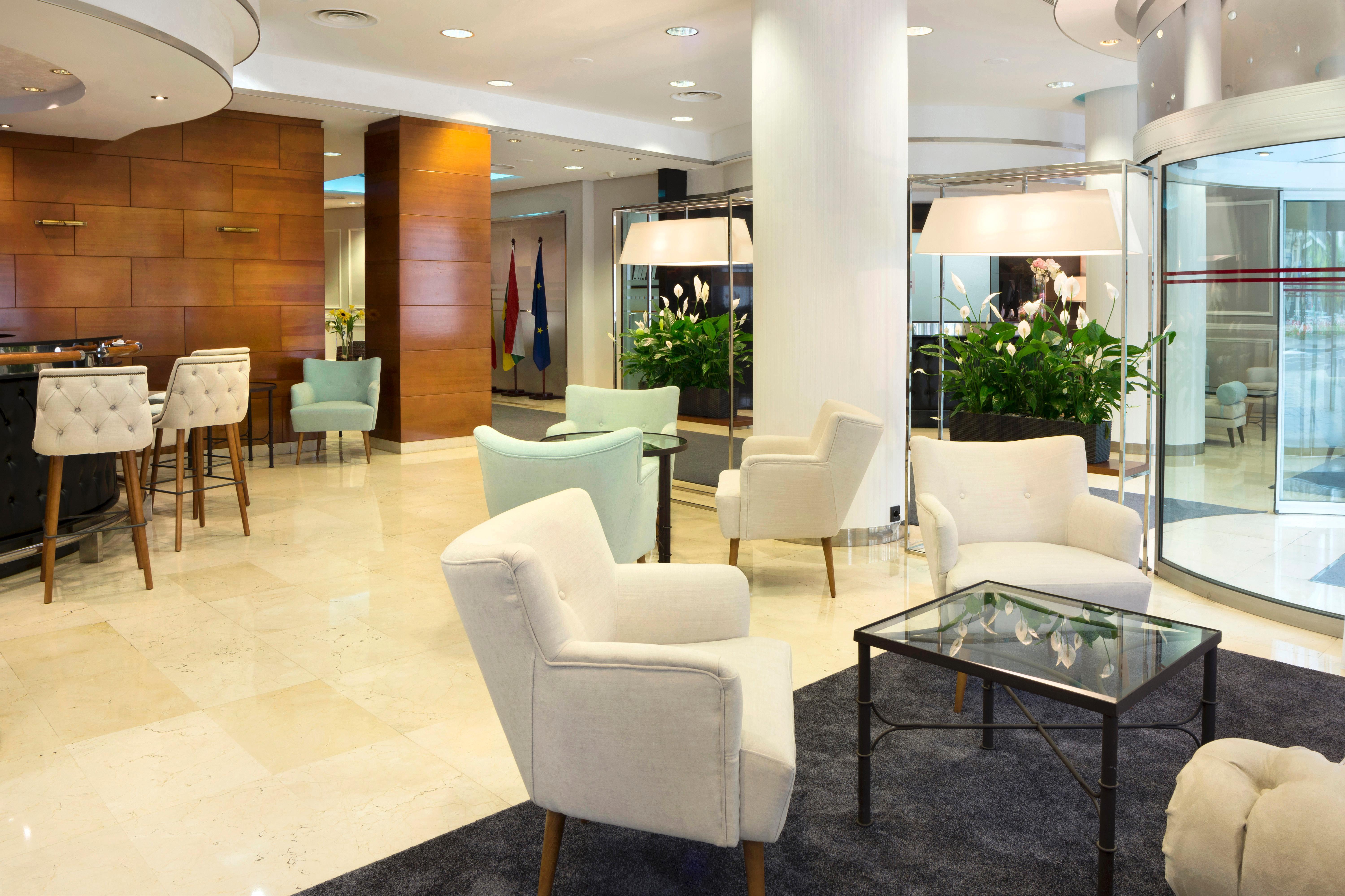 Hotel Gran Via Λογκρόνο Εξωτερικό φωτογραφία