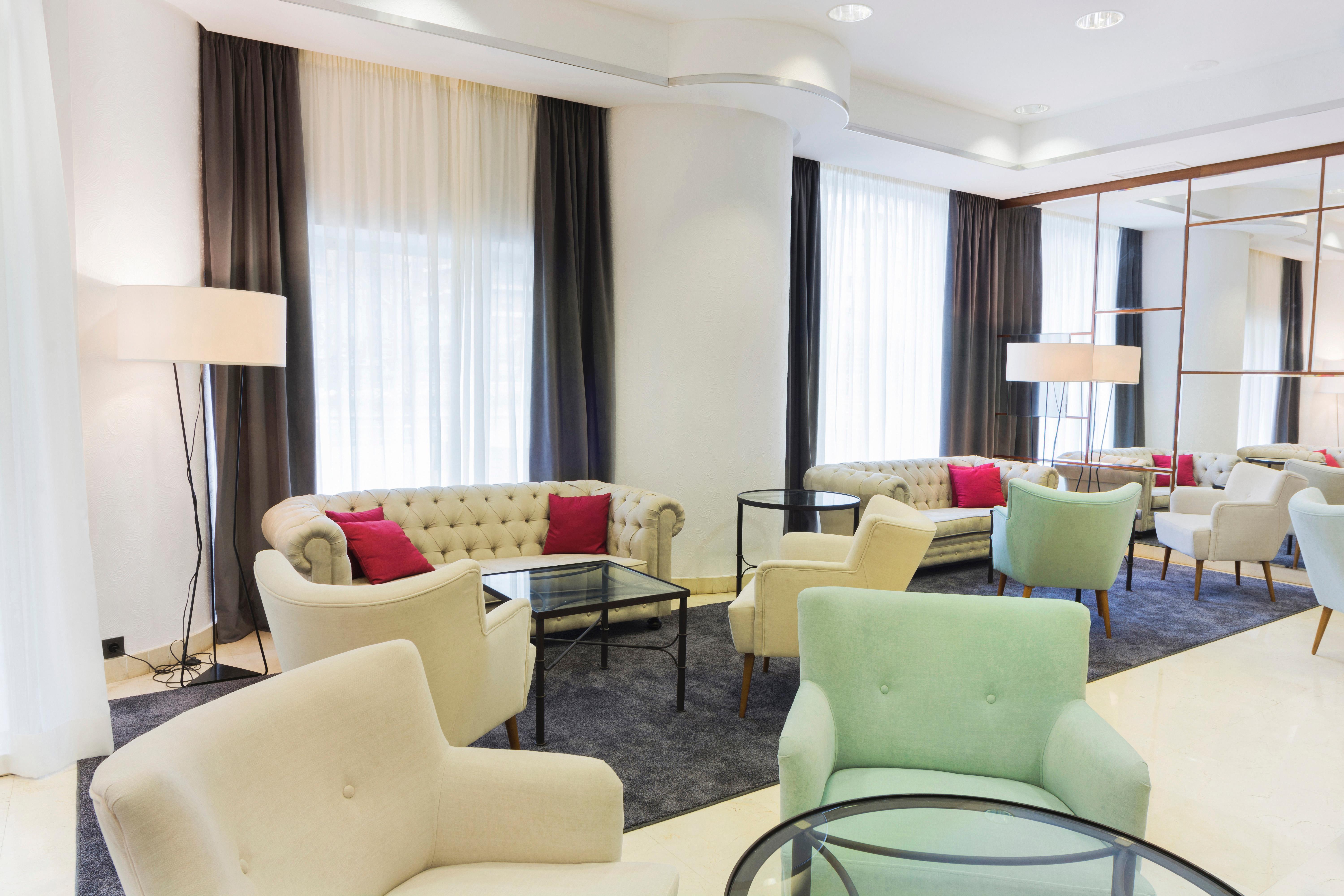 Hotel Gran Via Λογκρόνο Εξωτερικό φωτογραφία