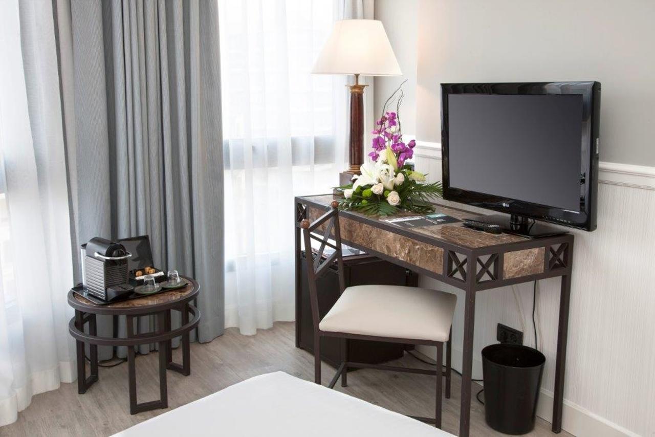 Hotel Gran Via Λογκρόνο Εξωτερικό φωτογραφία