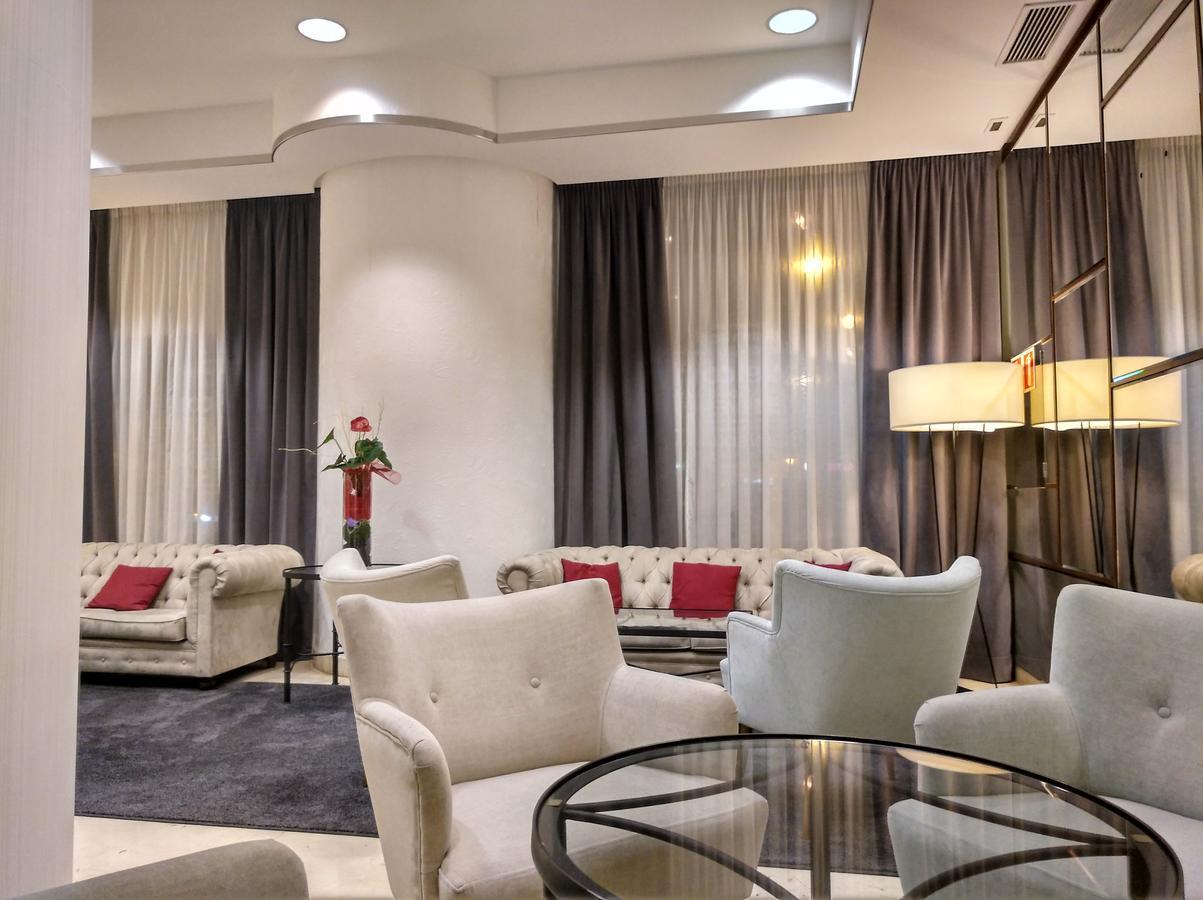 Hotel Gran Via Λογκρόνο Εξωτερικό φωτογραφία